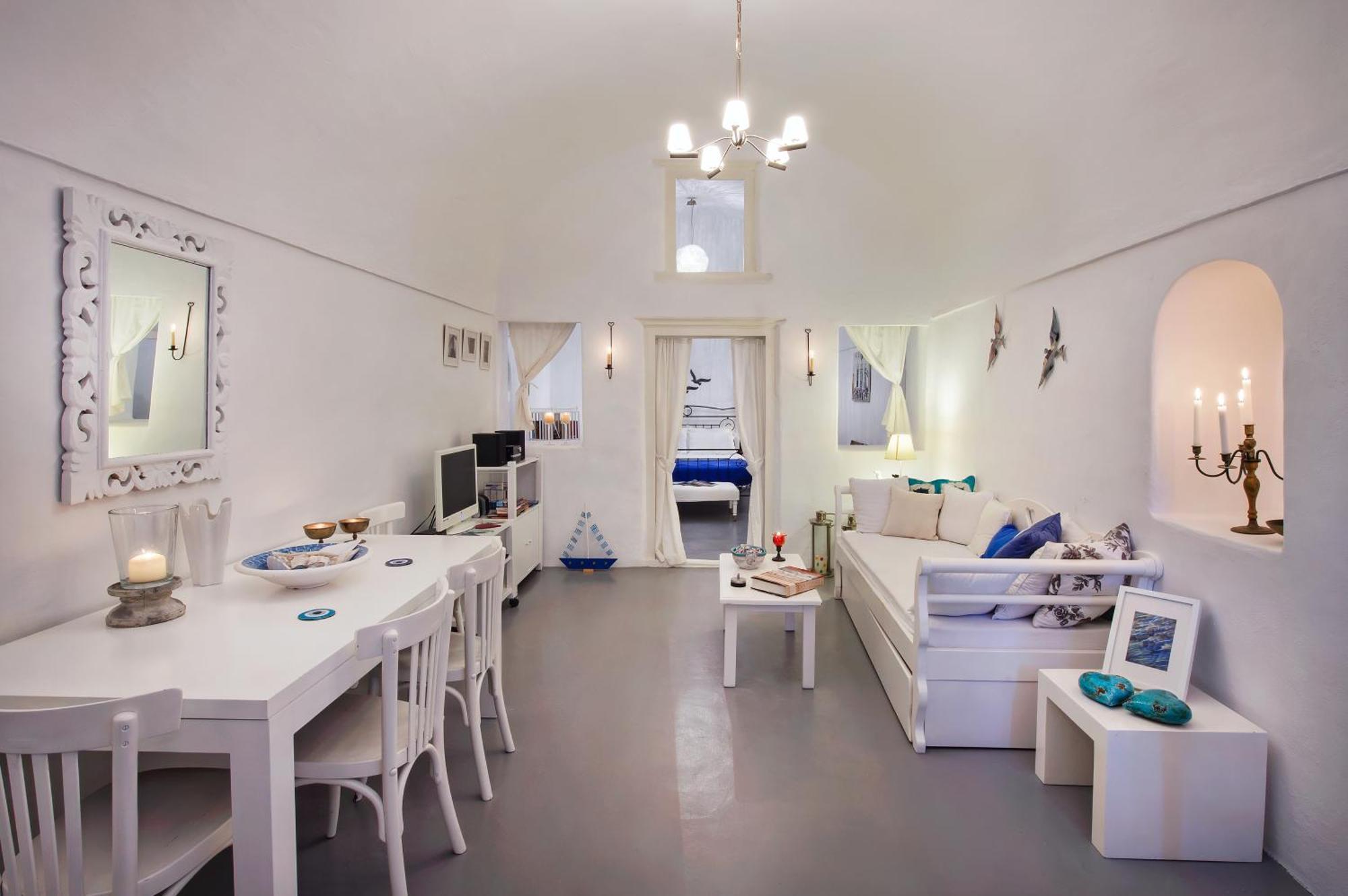 White Cave Private Villa Pyrgos Kallistis Exterior photo