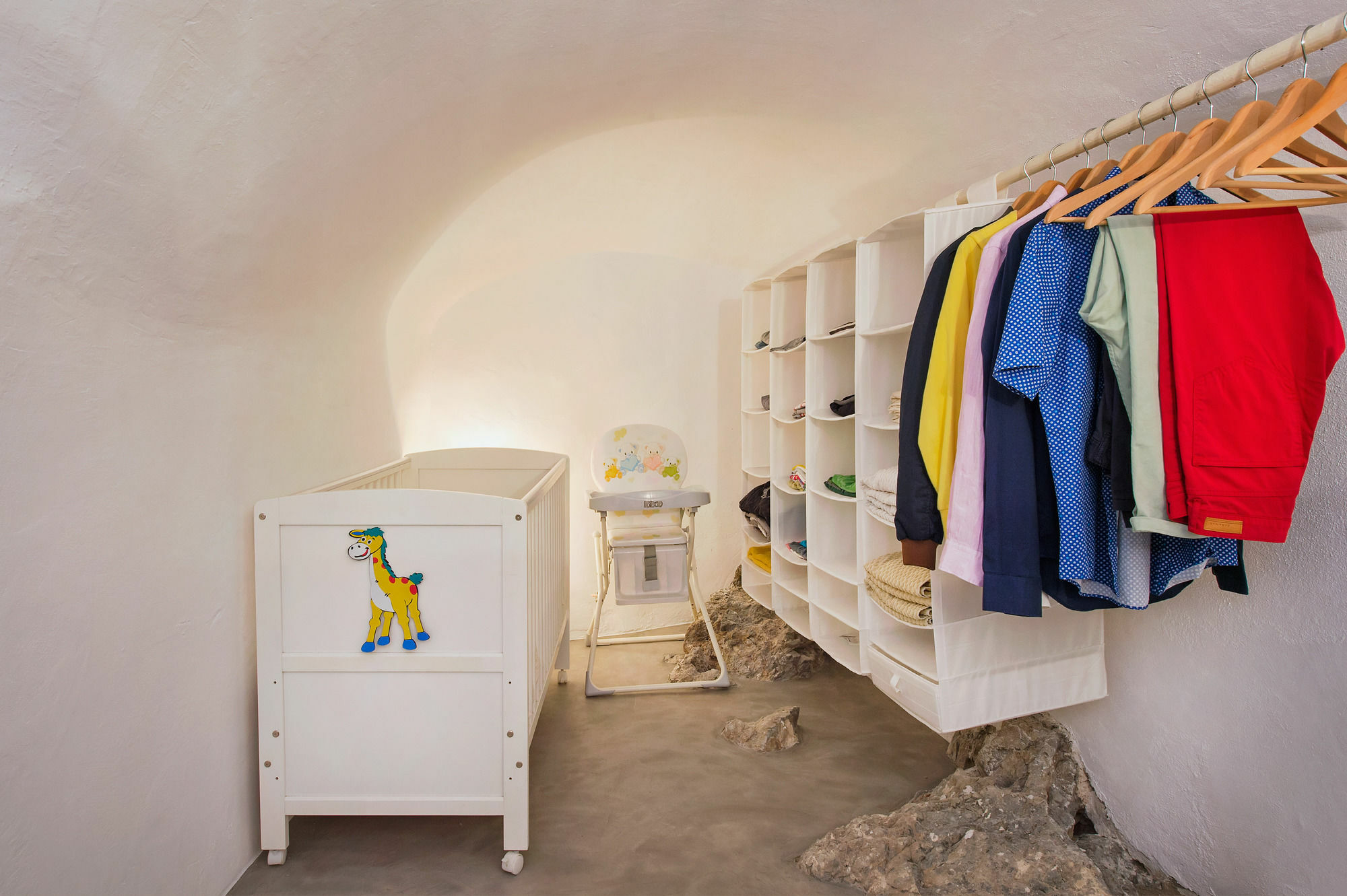 White Cave Private Villa Pyrgos Kallistis Exterior photo